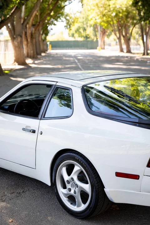 1985 Porsche 944 - Image 8 of 21
