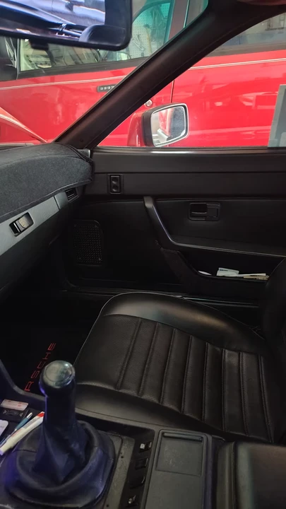 1985 Porsche 944 - Image 13 of 18