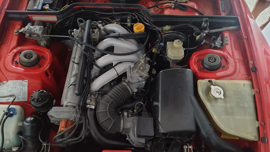 1985 Porsche 944 - Image 15 of 18