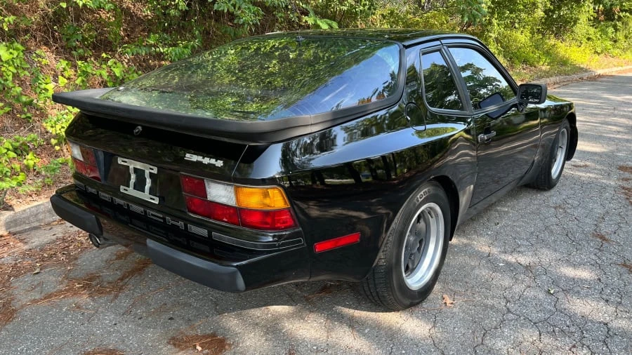 1985 Porsche 944 - Image 8 of 9