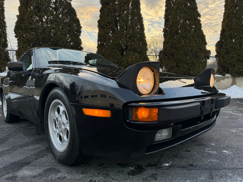 1985 Porsche 944 - Image 25 of 31