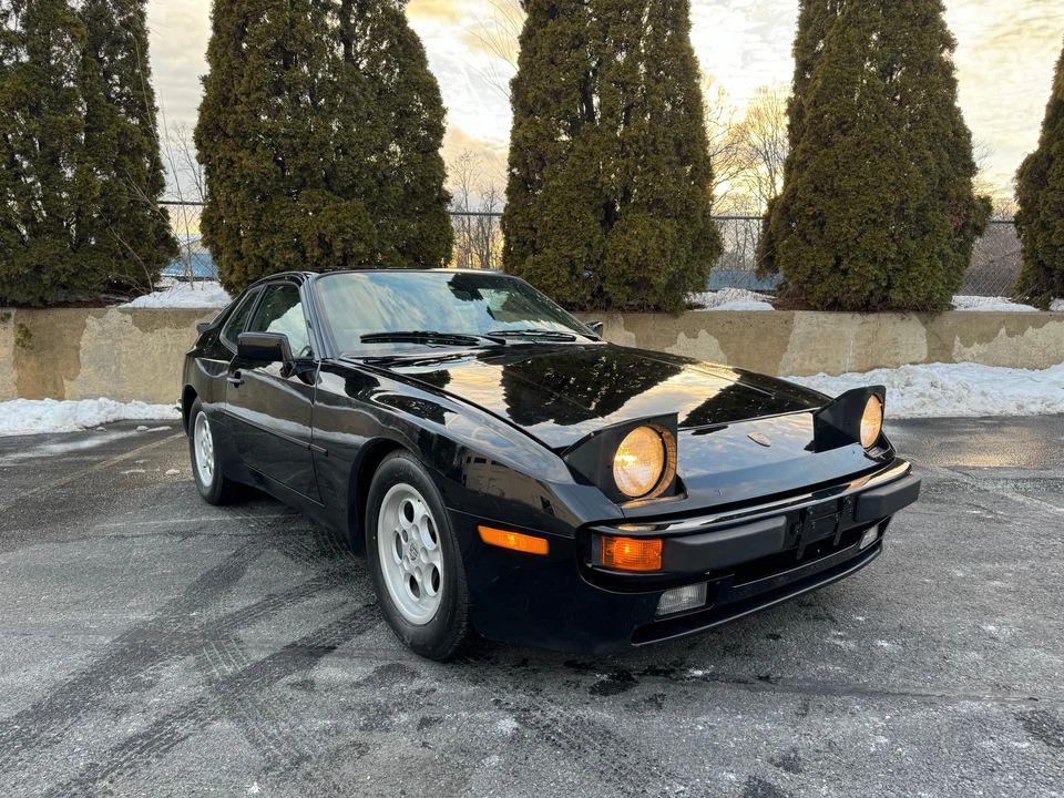 1985 Porsche 944 - Image 22 of 31