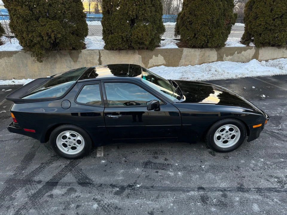 1985 Porsche 944 - Image 19 of 31