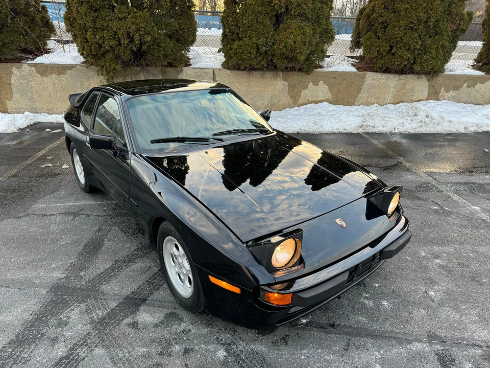 1985 Porsche 944 - Image 24 of 31