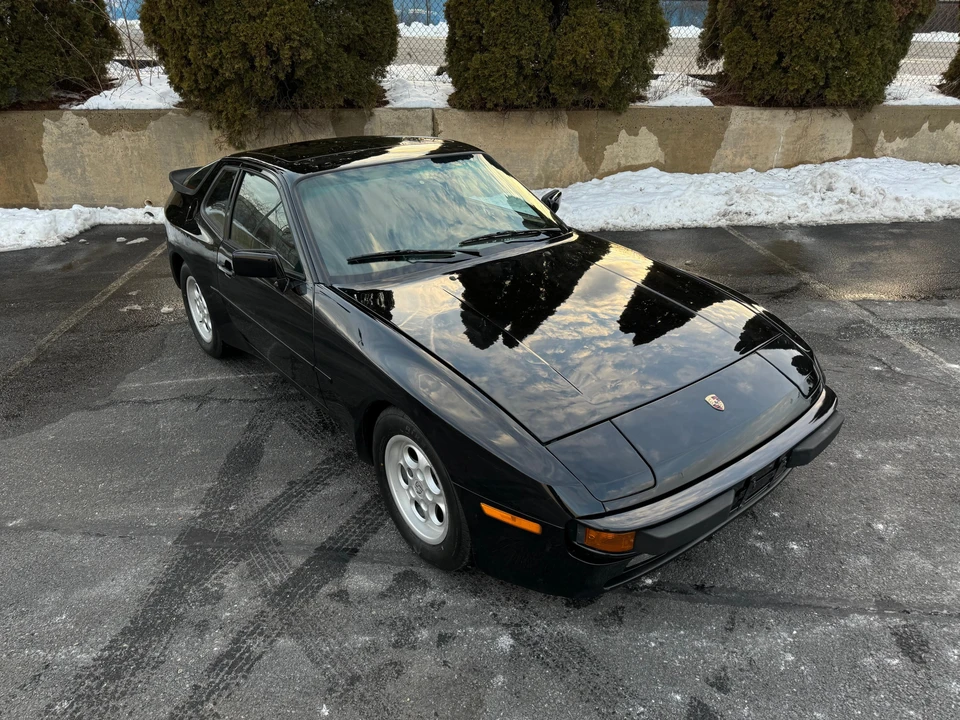 1985 Porsche 944 - Image 23 of 31