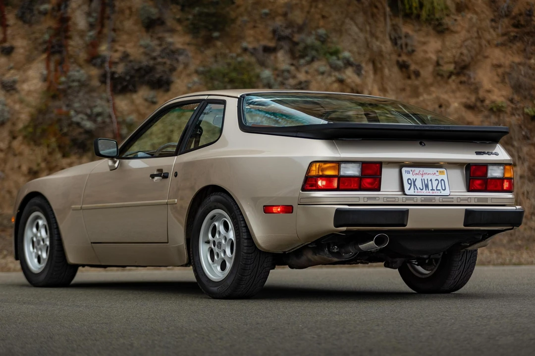 1985 Porsche 944 - Image 4 of 31