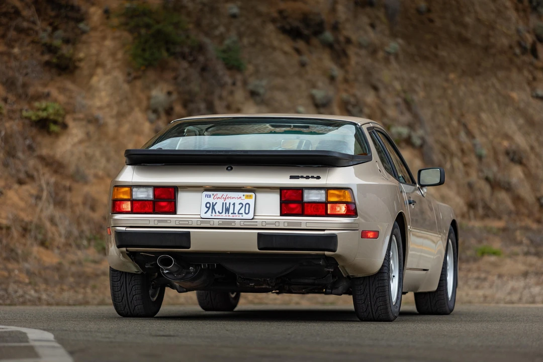 1985 Porsche 944 - Image 27 of 31