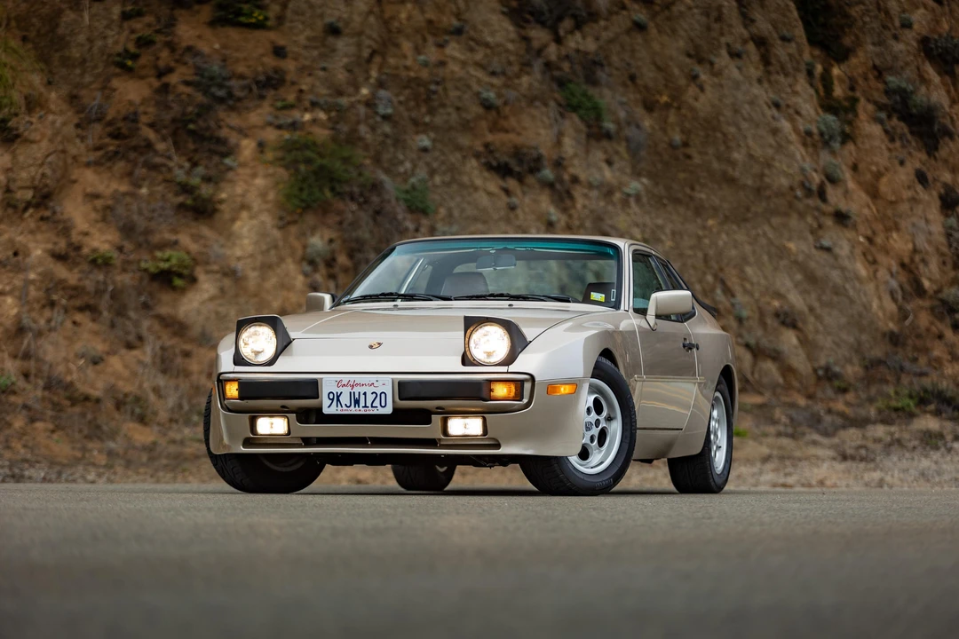 1985 Porsche 944 - Image 9 of 31