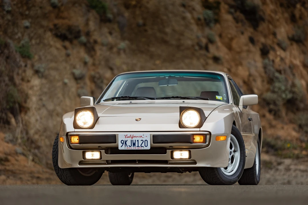 1985 Porsche 944 - Image 8 of 31