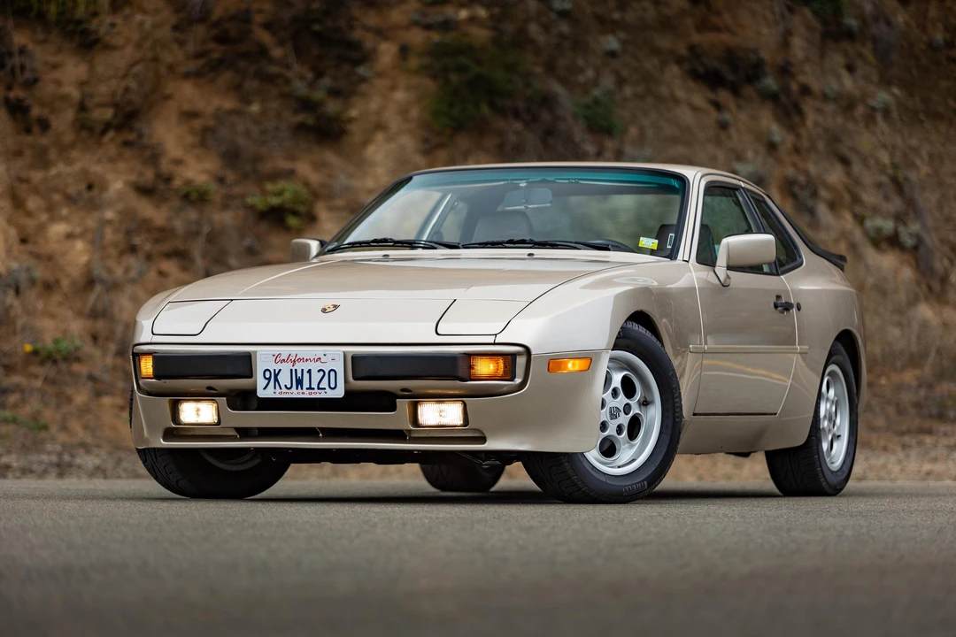 1985 Porsche 944 - Image 11 of 31