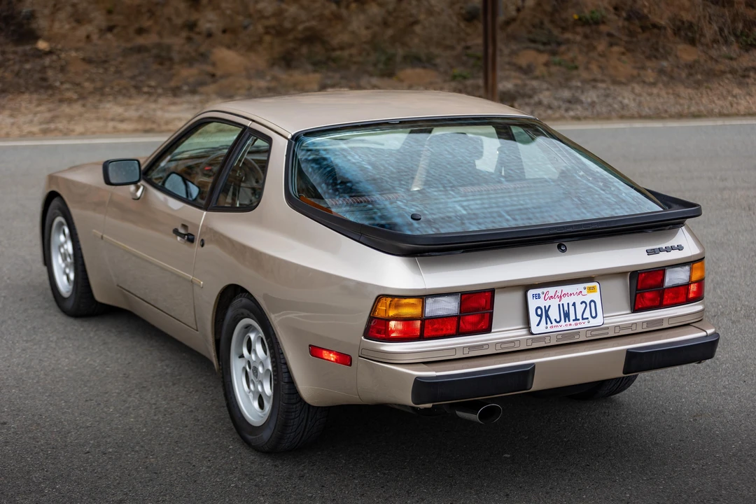 1985 Porsche 944 - Image 24 of 31