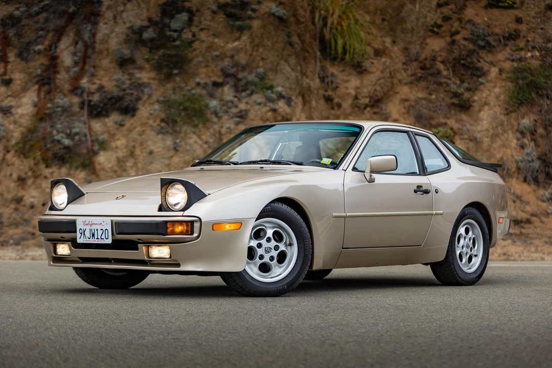1985 Porsche 944 - Image 18 of 31