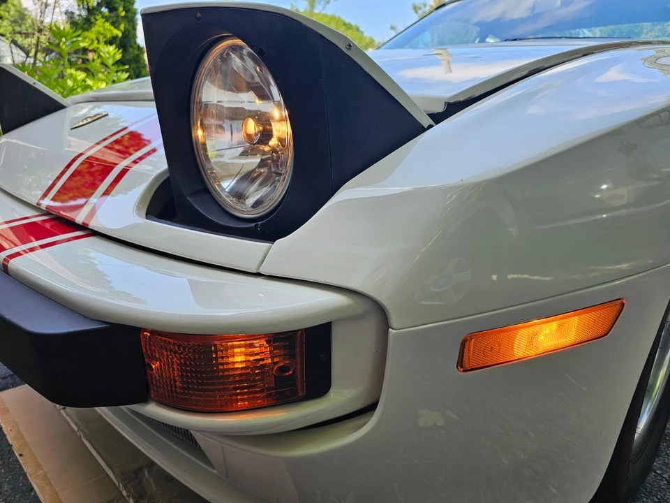 1985 Porsche 944 - Image 26 of 31