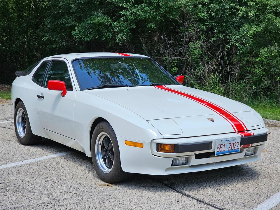 1985 Porsche 944 - Image 18 of 31