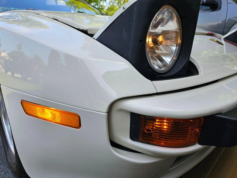 1985 Porsche 944 - Image 19 of 31