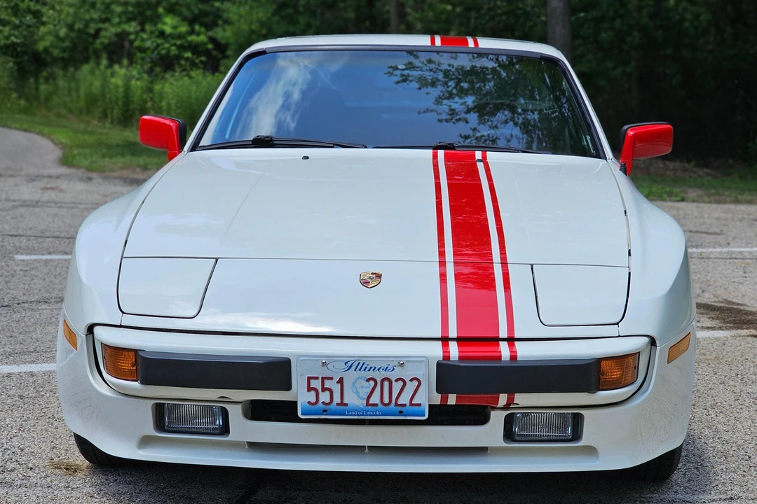 1985 Porsche 944 - Image 2 of 31