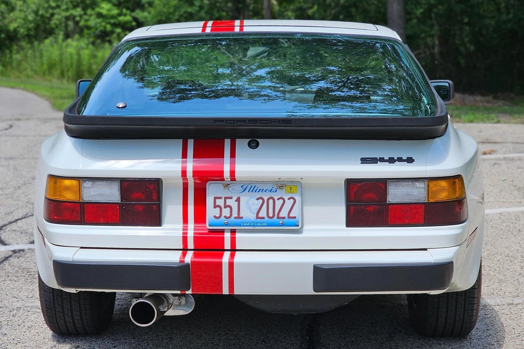 1985 Porsche 944 - Image 5 of 31
