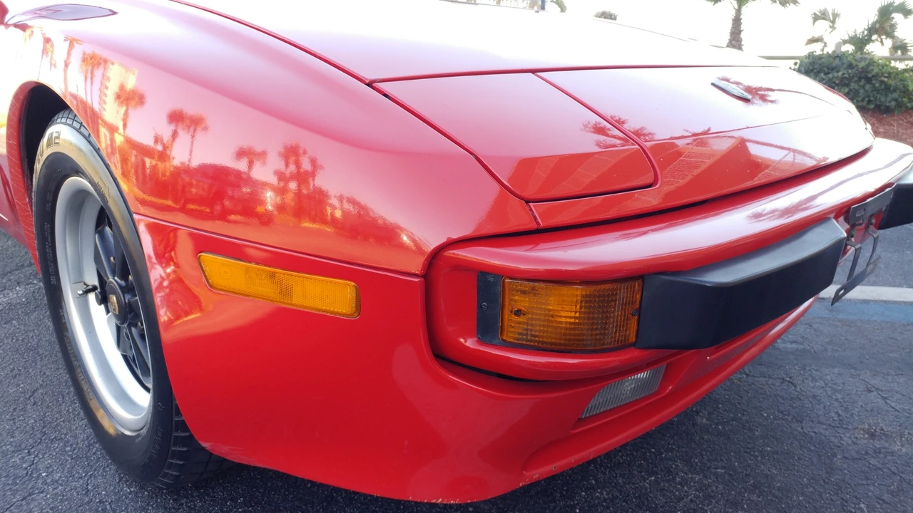 1985 Porsche 944 - Image 15 of 31