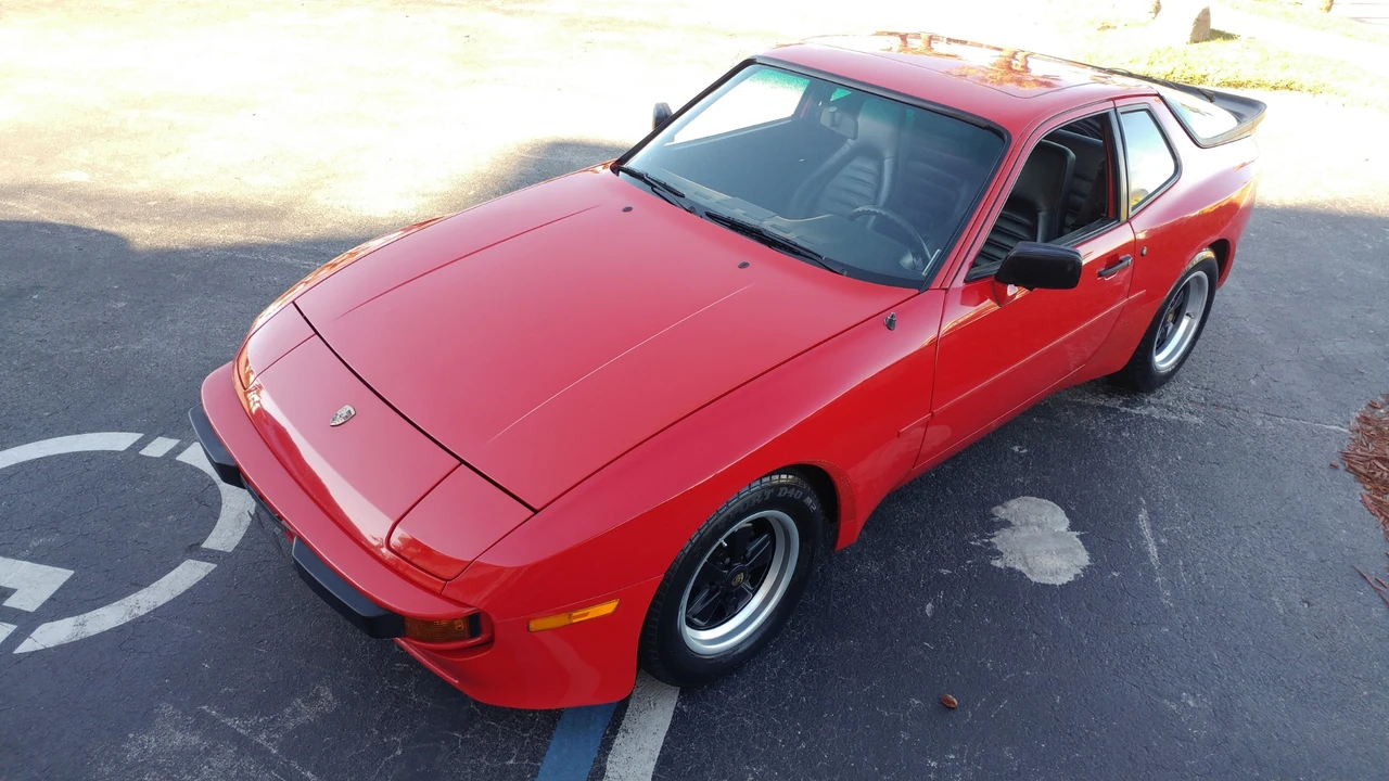 1985 Porsche 944 - Image 5 of 31