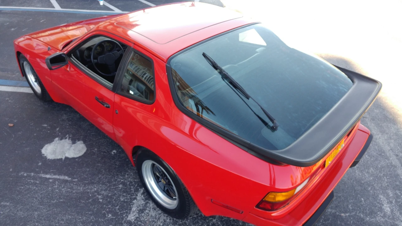 1985 Porsche 944 - Image 12 of 31