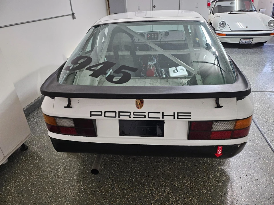 1985 Porsche 944 - Image 2 of 8