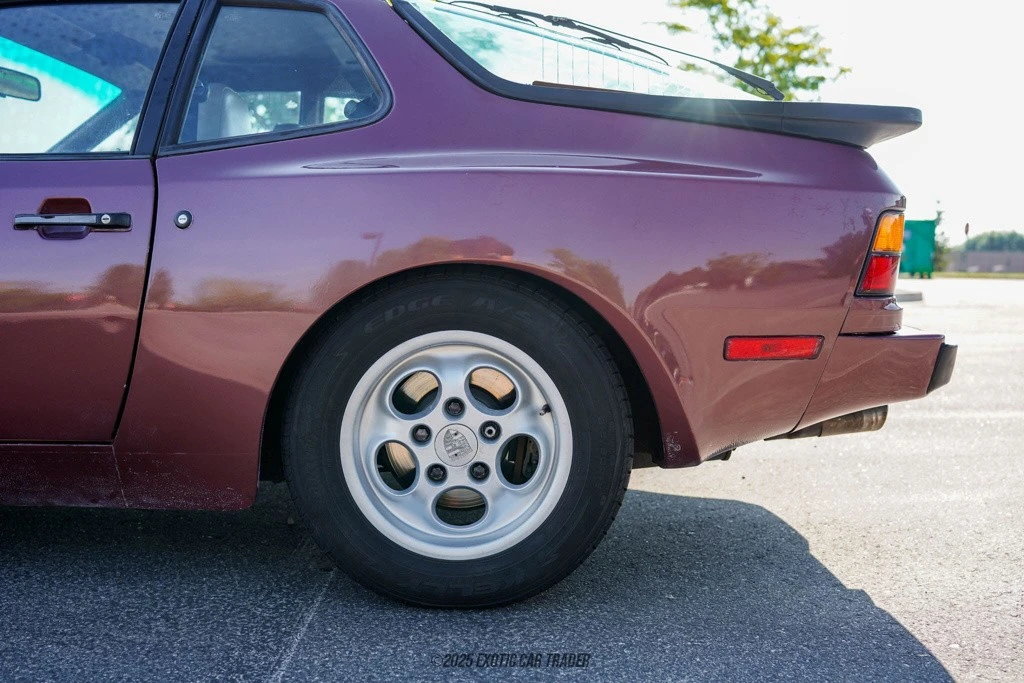 1985 Porsche 944 - Image 5 of 12