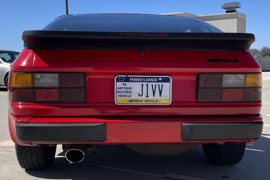 1985 Porsche 944 - Image 5 of 31
