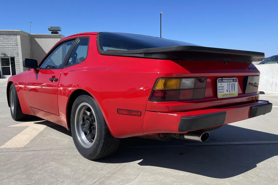 1985 Porsche 944 - Image 4 of 31