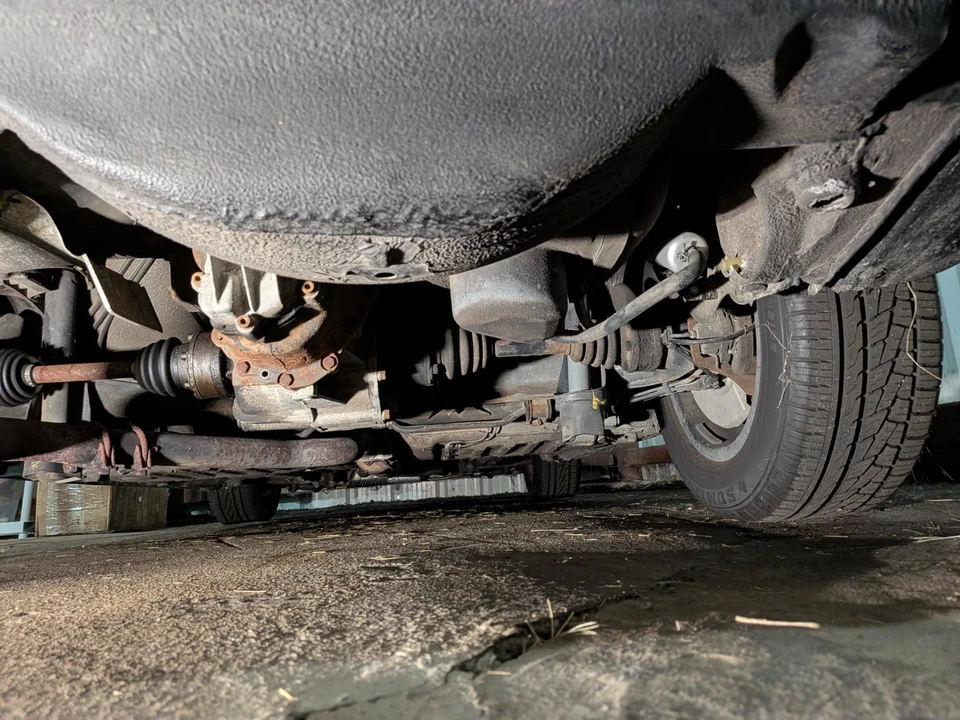 1985 Porsche 944 - Image 16 of 17