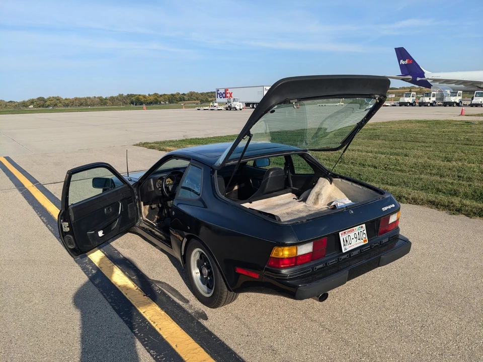 1985 Porsche 944 - Image 7 of 17