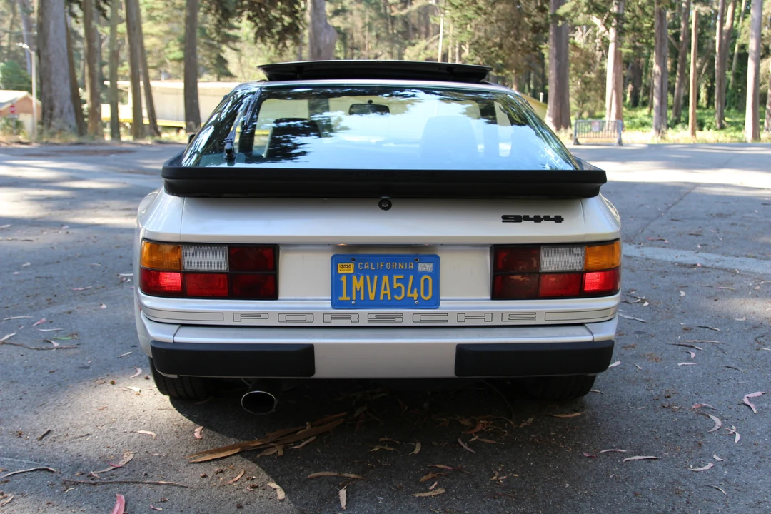 1985 Porsche 944 - Image 15 of 31