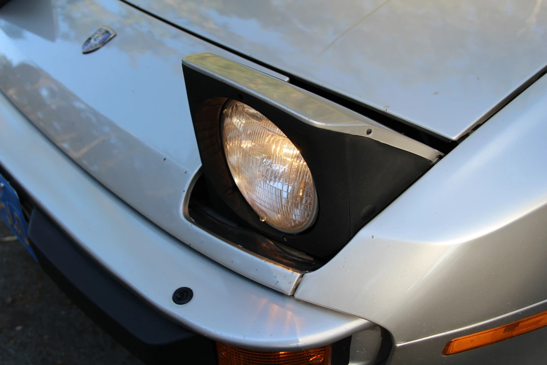 1985 Porsche 944 - Image 22 of 31