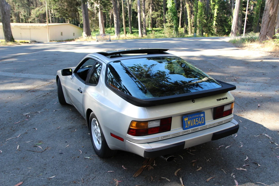 1985 Porsche 944 - Image 13 of 31