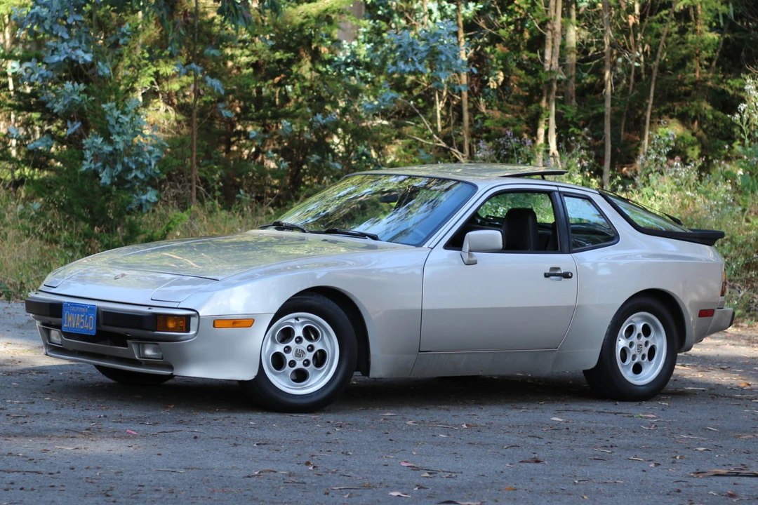 1985 Porsche 944 - Image 4 of 31
