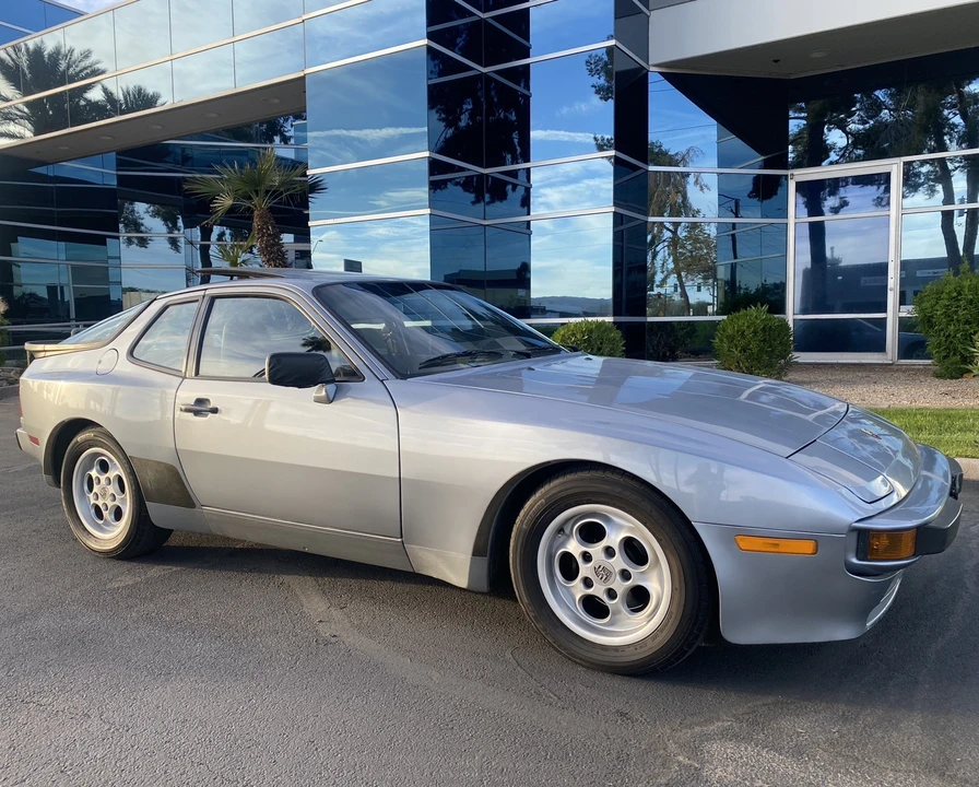 1985 Porsche 944 - Image 23 of 26