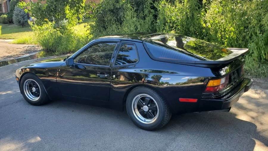 1985 Porsche 944 - Image 4 of 7