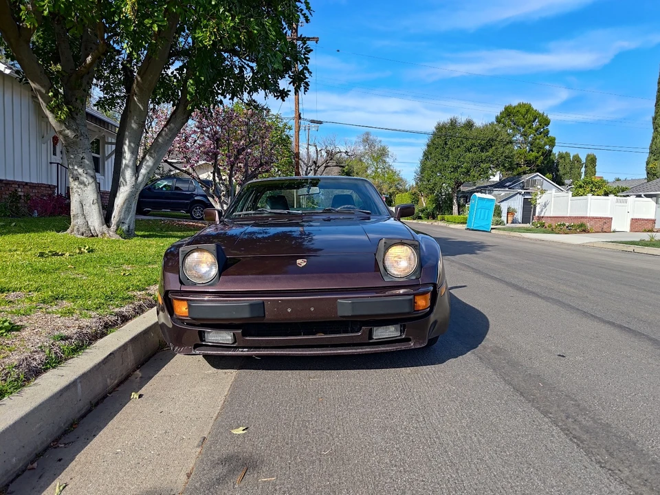 1985 Porsche 944 - Image 12 of 21
