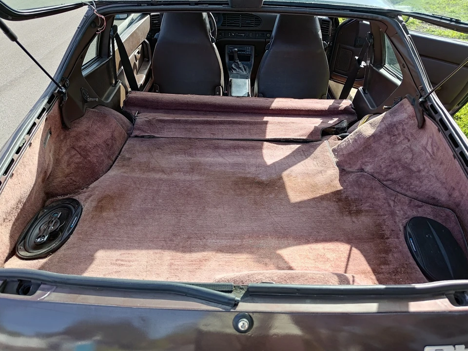 1985 Porsche 944 - Image 16 of 21