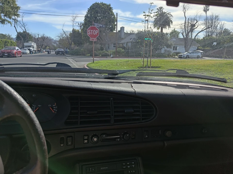 1985 Porsche 944 - Image 13 of 21