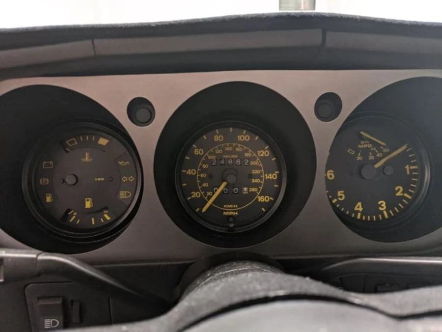 1985 Porsche 944 - Image 5 of 12