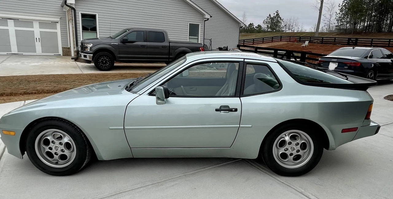 1985 Porsche 944 - Image 16 of 31