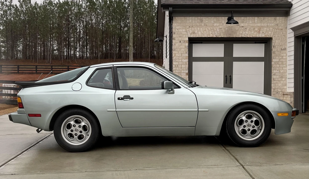 1985 Porsche 944 - Image 23 of 31
