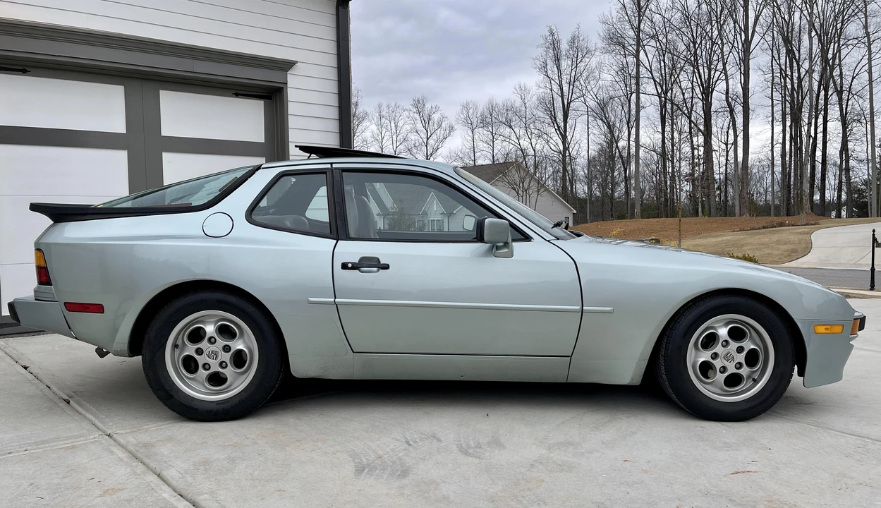 1985 Porsche 944 - Image 24 of 31