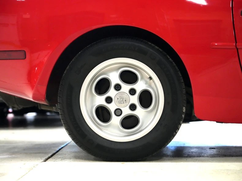 1985 Porsche 944 - Image 21 of 31