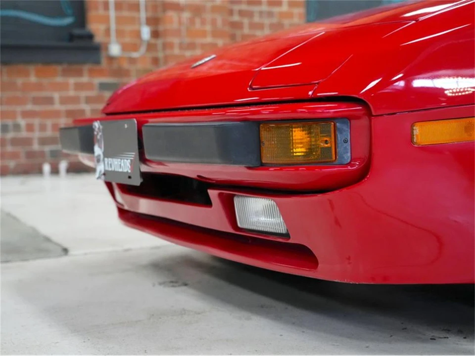 1985 Porsche 944 - Image 10 of 31