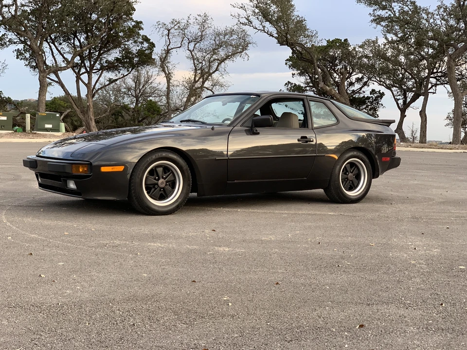 1985 Porsche 944 - Image 5 of 31