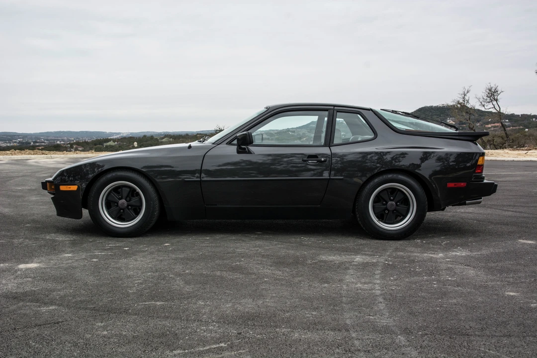 1985 Porsche 944 - Image 10 of 31