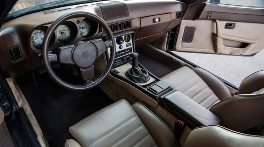 1985 Porsche 944 - Image 4 of 12