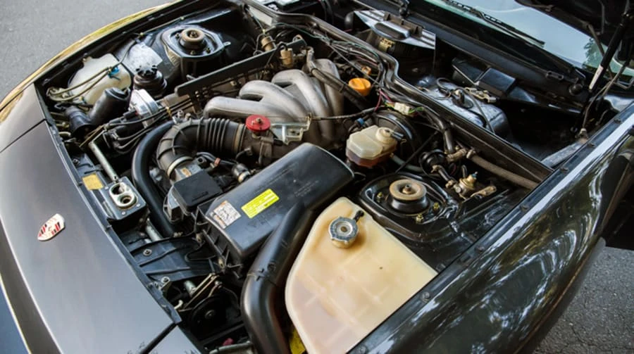 1985 Porsche 944 - Image 9 of 12