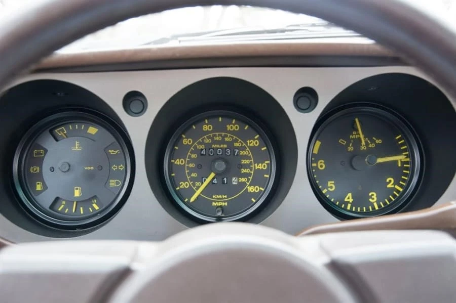 1985 Porsche 944 - Image 4 of 9